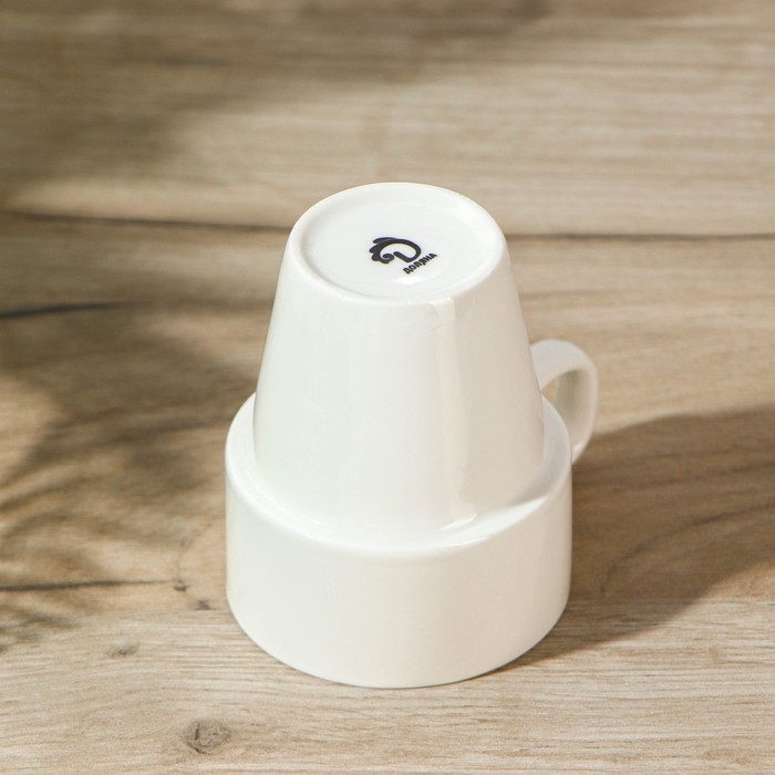 Кружка фарфоровая Доляна &laquo;Эстет&raquo;, 220 мл, цвет белый