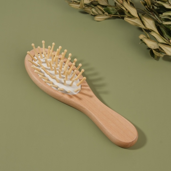 Расчёска - мини массажная «Натурель», 4,5 × 15,5 см, цвет «светлое дерево» Расчёска - мини массажная «Натурель», 4,5 × 15,5 см, цвет «светлое дерево»