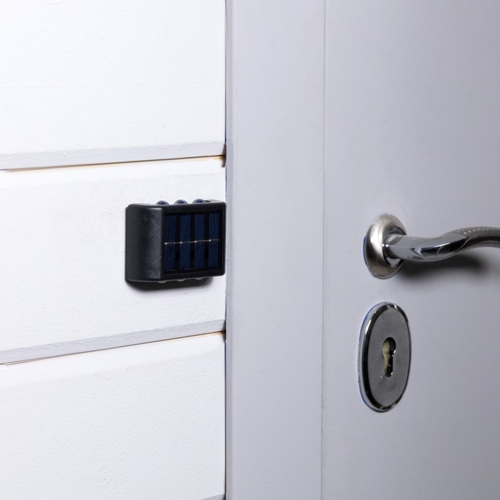 Садовый светильник на солнечной батарее &laquo;Настенный&raquo;, 8.9 &times; 5.7 &times; 2 см, 6 LED, свечение тёплое белое