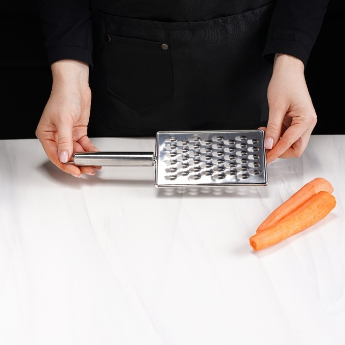 Тёрка для сыра крупная Доляна &laquo;Металлик&raquo;, 14&times;8 см, с ручкой, цвет серебристый