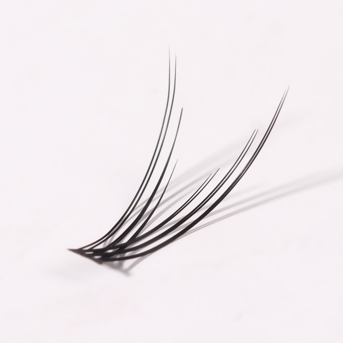 Набор накладных ресниц &laquo;Ласточкин хвост&raquo;, пучки, 12 мм, толщина 0,07 мм, изгиб С, 12 D