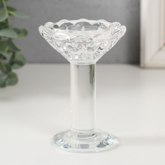 Подсвечник стекло на 1 свечу Подсвечник стекло на 1 свечу "Мельпомени" d=2 и 3,5см 6,7х6,7х9,2 см