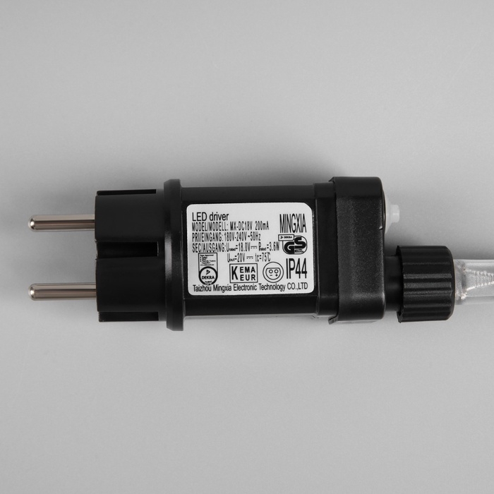 Гирлянда «Мишура» 20 м роса, IP44, серебристая нить, 600 LED, 8 режимов, свечение тёплое белое, 18 В Гирлянда «Мишура» 20 м роса, IP44, серебристая нить, 600 LED, 8 режимов, свечение тёплое белое, 18 В