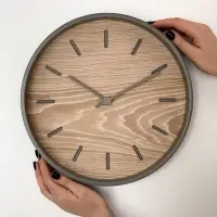 Часы настенные Nissa, беленый дуб Часы настенные Nissa, беленый дуб