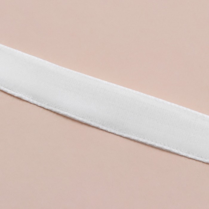 Лента бархатная, 6 мм, 18 &plusmn; 1 м, цвет белый №01