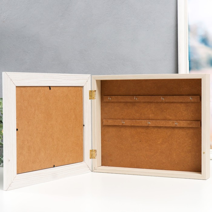 Ключница "Дом у моря" молочный дуб 26х31 см МИКС