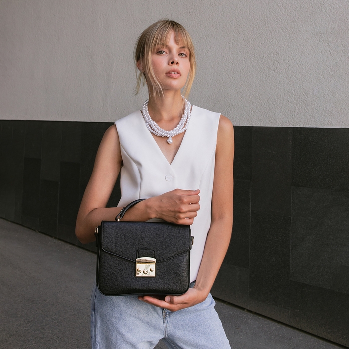 Сумка женская на клапане, TEXTURA, маленький размер, цвет чёрный Сумка женская на клапане, TEXTURA, маленький размер, цвет чёрный
