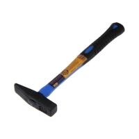 Молоток слесарный ТУНДРА, квадратный боек, фиберглассовая обрезиненная рукоятка, 200 г Молоток слесарный ТУНДРА, квадратный боек, фиберглассовая обрезиненная рукоятка, 200 г