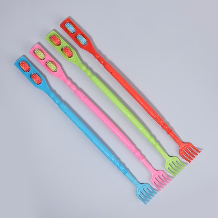 Массажёр - чесалка, двусторонний, универсальный, 2 колеса, цвет МИКС Массажёр - чесалка, двусторонний, универсальный, 2 колеса, цвет МИКС