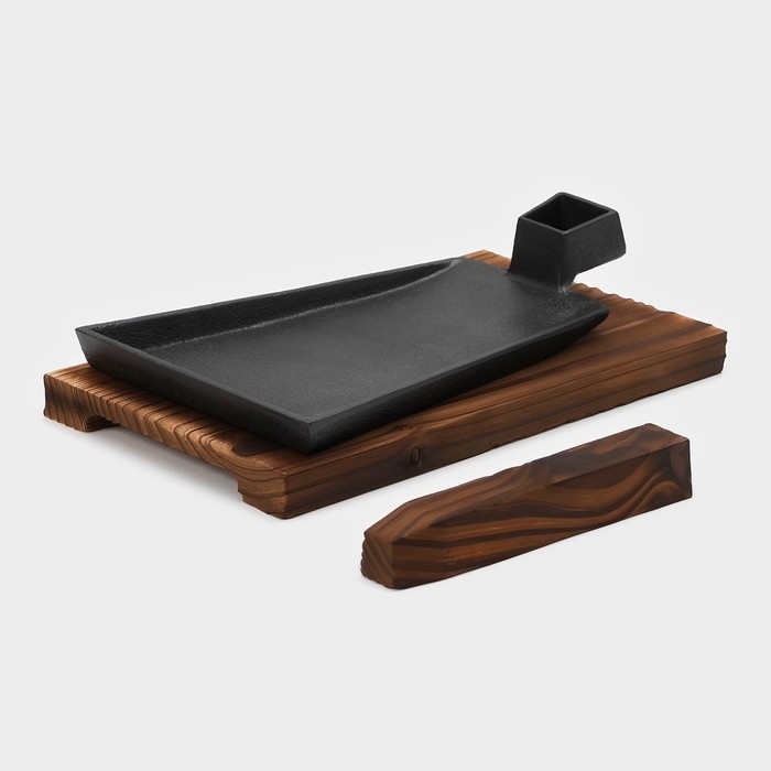 Сковорода чугунная Magma &laquo;Вунгтау&raquo;, 24&times;15,3&times;2,2 см, на деревянной подставке