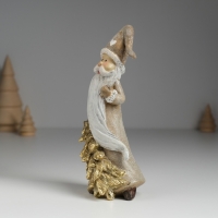 Сувенир полистоун "Дед Мороз с сердечком на шапке с подарками/ёлкой" 5,5х4,5х15,5 см Сувенир полистоун "Дед Мороз с сердечком на шапке с подарками/ёлкой" 5,5х4,5х15,5 см