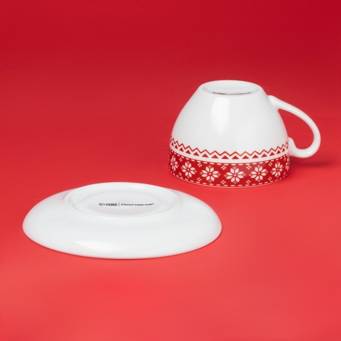 Новогодняя чайная пара Доляна &laquo;Финский лес&raquo;, 2 предмета: чашка 210 мл, блюдце d=15 см, фарфор, цвет белый