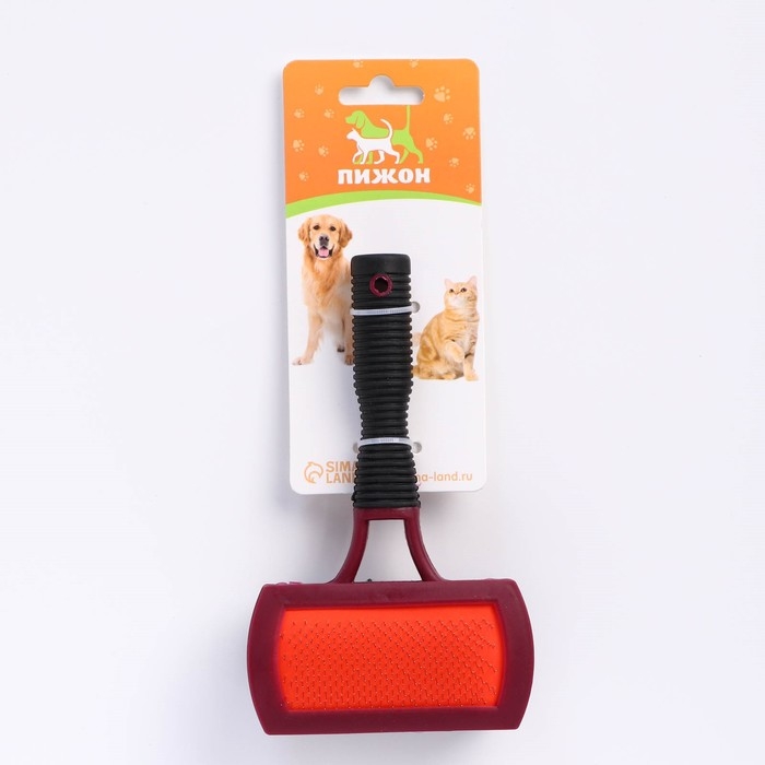 Двухсторонняя пуходёрка-щетка с резиновой ручкой 10 х 16,5 см, бордово-чёрная