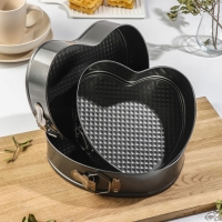 Набор форм для выпечки разъёмных Доляна &laquo;Элин. Сердце&raquo;, 3 предмета: 23/25/29&times;6 см, антипригарное покрытие, цвет чёрный