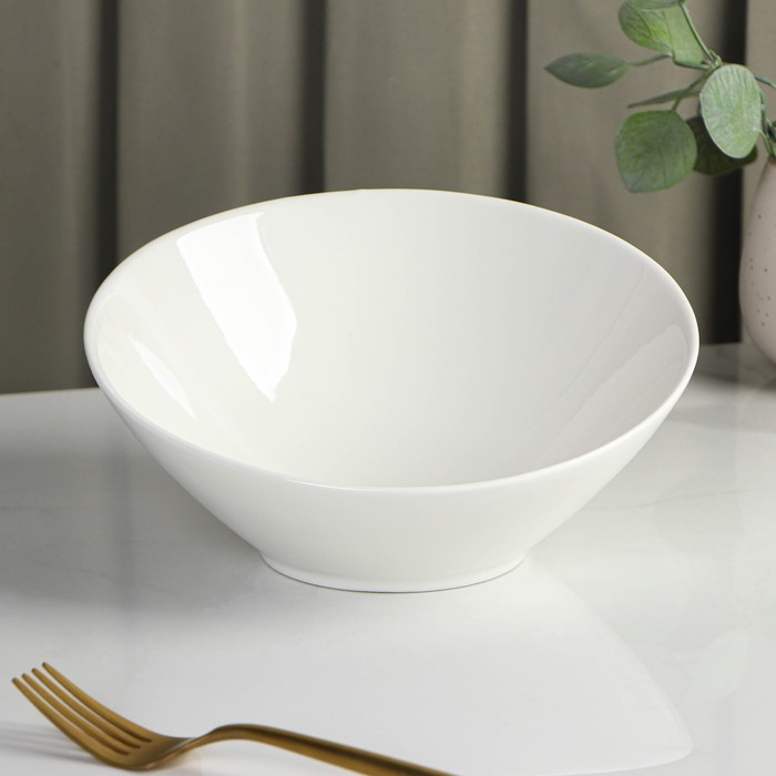 Салатник фарфоровый Доляна &laquo;Глория&raquo;, 450 мл, d=21 см, цвет белый