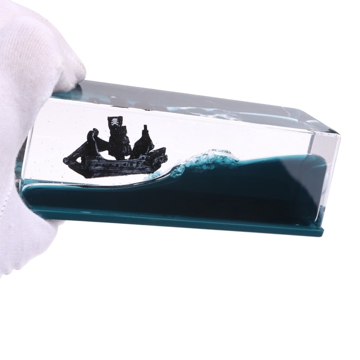 Аксессуар на панель машины, пиратский корабль, чёрный, пластик Аксессуар на панель машины, пиратский корабль, чёрный, пластик