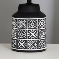 Лампа настольная "Люсли" 1х40Вт Е14 черный 19,5х19,5х33,5см Лампа настольная "Люсли" 1х40Вт Е14 черный 19,5х19,5х33,5см