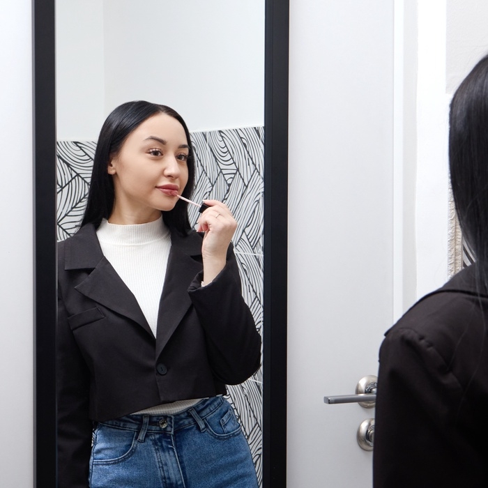 Зеркало дверное, подвесное, 40 х 110 см, чёрное Зеркало дверное, подвесное, 40 х 110 см, чёрное