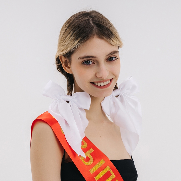 Карнавальный набор белых бантов на заколке, 2 штуки