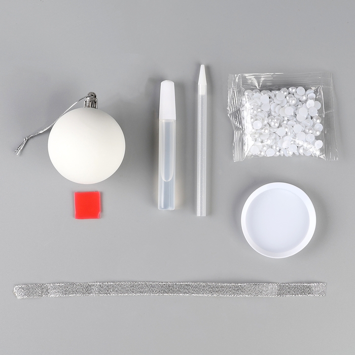 Ёлочная игрушка своими руками на новый год. Декор ёлочного шара полубусинами «Белый», новогодний набор для творчества Ёлочная игрушка своими руками на новый год. Декор ёлочного шара полубусинами «Белый», новогодний набор для творчества