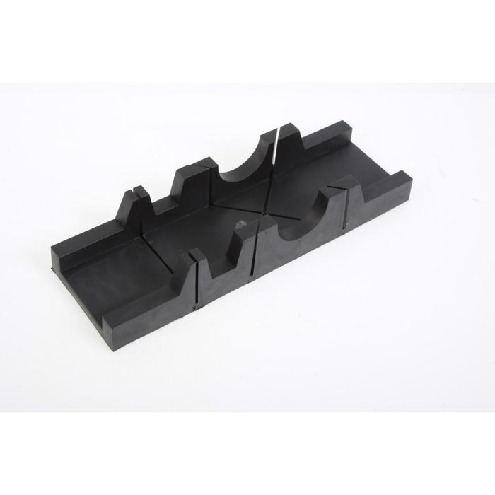 Стусло с ножовкой ТУНДРА, стусло 45 90 135&deg; 300х65 мм, ножовка 300 мм