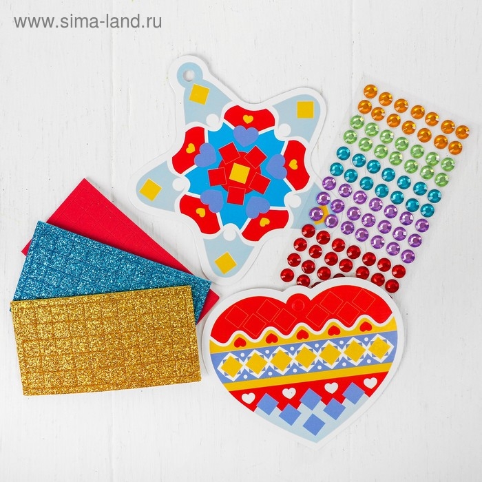 Аппликация &laquo;Набор ёлочных украшений&raquo; №1