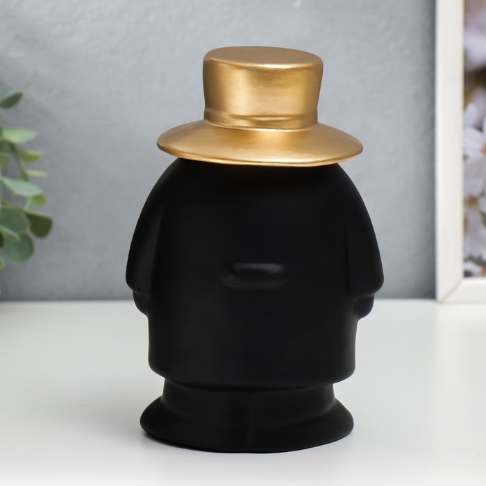 Сувенир полистоун Сувенир полистоун "Мистер Инкогнито полный" чёрный с золотом 18х11х9см