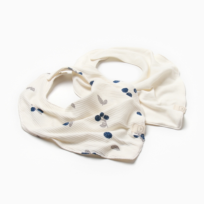 Набор слюнявчиков на кнопках Крошка Я Blueberry, 2 шт, молочный Набор слюнявчиков на кнопках Крошка Я Blueberry, 2 шт, молочный