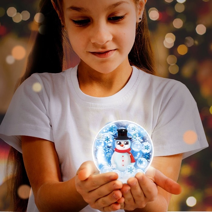 Набор для творчества «Новогодний шар с гидрогелем: снеговик» Набор для творчества «Новогодний шар с гидрогелем: снеговик»