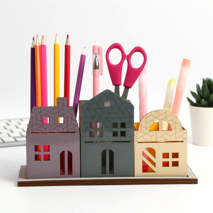 Органайзер для канцелярии тройной, на подставке «Розовый дом», 6,5 х 6,5 х 10,2 см Органайзер для канцелярии тройной, на подставке «Розовый дом», 6,5 х 6,5 х 10,2 см