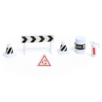 Игровой набор из металла &laquo;Строительная техника&raquo;, в комплекте дорожные знаки и техника