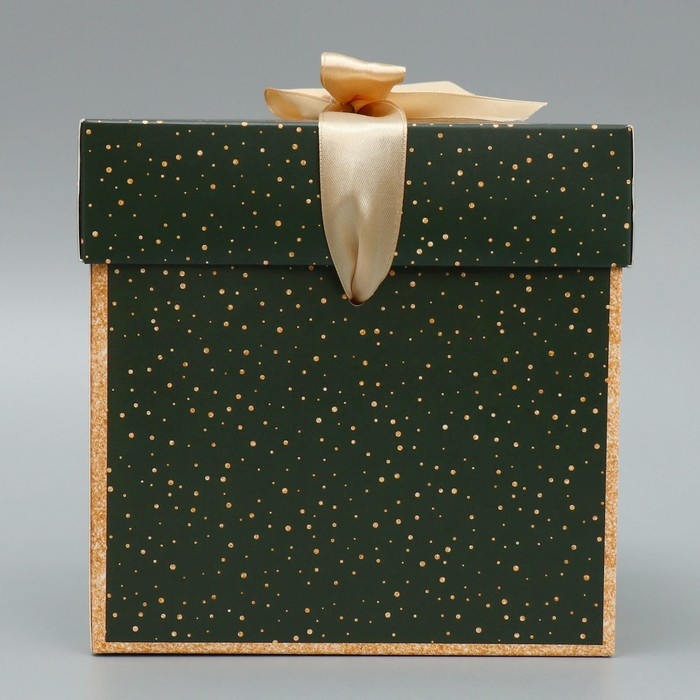 Коробка подарочная новогодняя складная &laquo;Зима подарит чудеса&raquo;, 15 х 15 х 15 см, Новый год