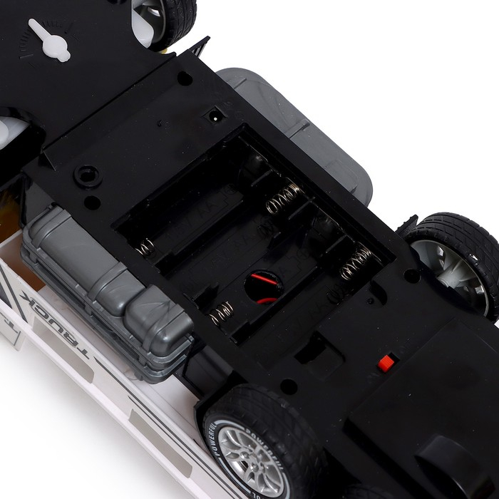 Грузовик радиоуправляемый &laquo;Автовоз&raquo;, с машиной, работает от аккумулятора МИКС