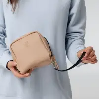 Дорожная косметичка Cubo, бежевая с логотипом Дорожная косметичка Cubo, бежевая с логотипом