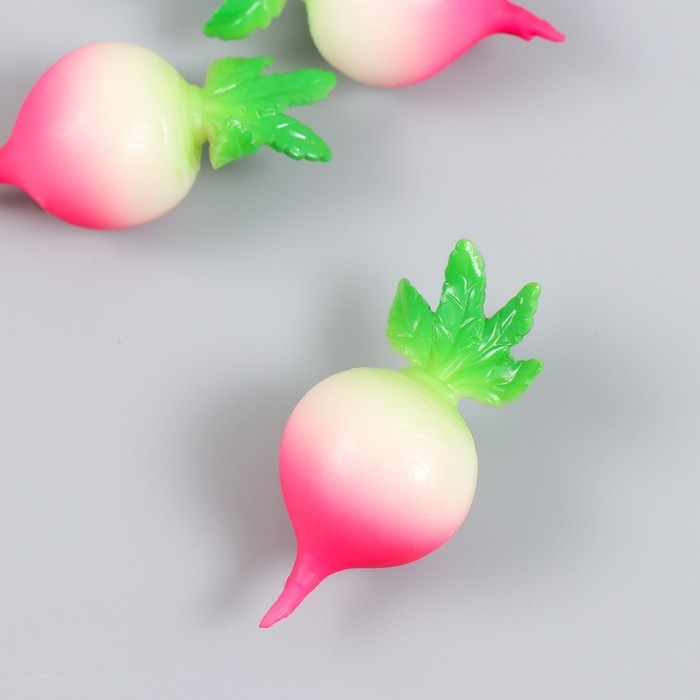 Декор для творчества PVC "Редиска" 5,3х2,5х2,3 см