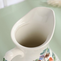 Кувшин «Клубничка», с крышкой, 2 л, 10×27 см, 1 сорт, авт. Рогочая Н.В. Кувшин «Клубничка», с крышкой, 2 л, 10×27 см, 1 сорт, авт. Рогочая Н.В.