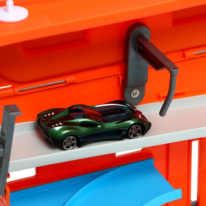 Парковка &laquo;Город&raquo;, в кейсе с металлическими машинками