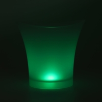 Ведёрко для льда с подсветкой Доляна, 4,7 л, 24,5×23×23 см, на батарейках Ведёрко для льда с подсветкой Доляна, 4,7 л, 24,5×23×23 см, на батарейках