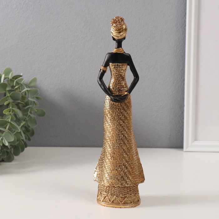 Сувенир полистоун "Африканка в плетёном платье" золото 8х6,5х27 см