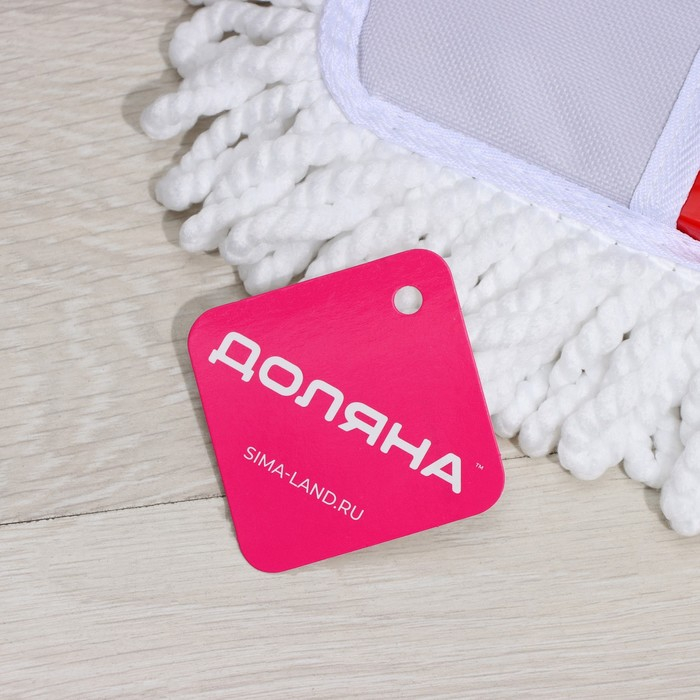 Швабра для мытья пола с распылителем Доляна, насадка из микрофибры 40&times;10 см, металлическая ручка 124 см, цвет МИКС