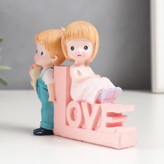 Сувенир полистоун Сувенир полистоун "Невинная любовь" 3х12,3х10 см