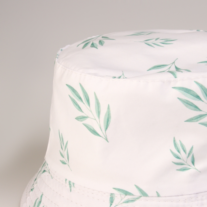 Панама детская для девочки &laquo;Листочки&raquo;, цвет белый, р-р 48-50