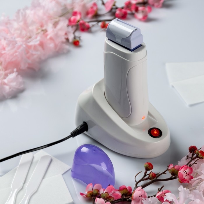 Воскоплав Luazon LVPL-04, кассетный, 1 кассета, 40 Вт, на базе, нагрев до 60 °C, белый Воскоплав Luazon LVPL-04, кассетный, 1 кассета, 40 Вт, на базе, нагрев до 60 °C, белый