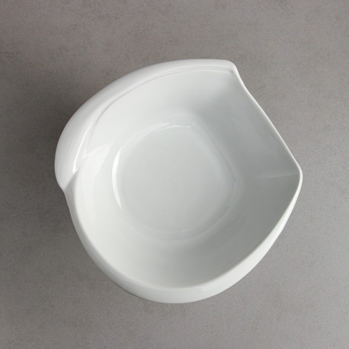 Конфетница «Колыбель», 1.5 л, фарфор, Иран Конфетница «Колыбель», 1.5 л, фарфор, Иран