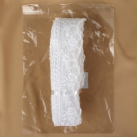 Кружево на сетке, 40 мм &times; 11 &plusmn; 1 м, цвет белый