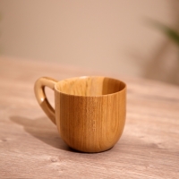 Кружка, тиковое дерево 11х8х7 см Кружка, тиковое дерево 11х8х7 см