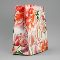 Пакет подарочный ламинированный, упаковка, &laquo;С 8 марта&raquo;, цветы, ML 23 х 27 х 11.5 см