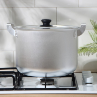 Кастрюля алюминиевая, 8 л, металлическая крышка Кастрюля алюминиевая, 8 л, металлическая крышка