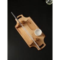 Подарочный набор для подачи шашлыка: доска - тарелка 40&times;18&times;5,5 см, шампур 1 шт, опахало, соусник, берёза