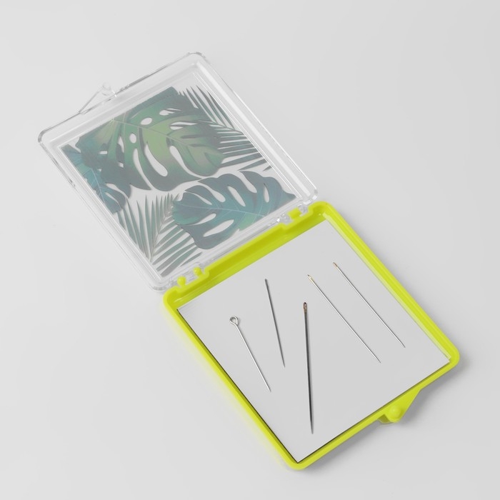 Игольница магнитная &laquo;Тропики&raquo;, с иглами, 7 &times; 8 см, цвет жёлтый